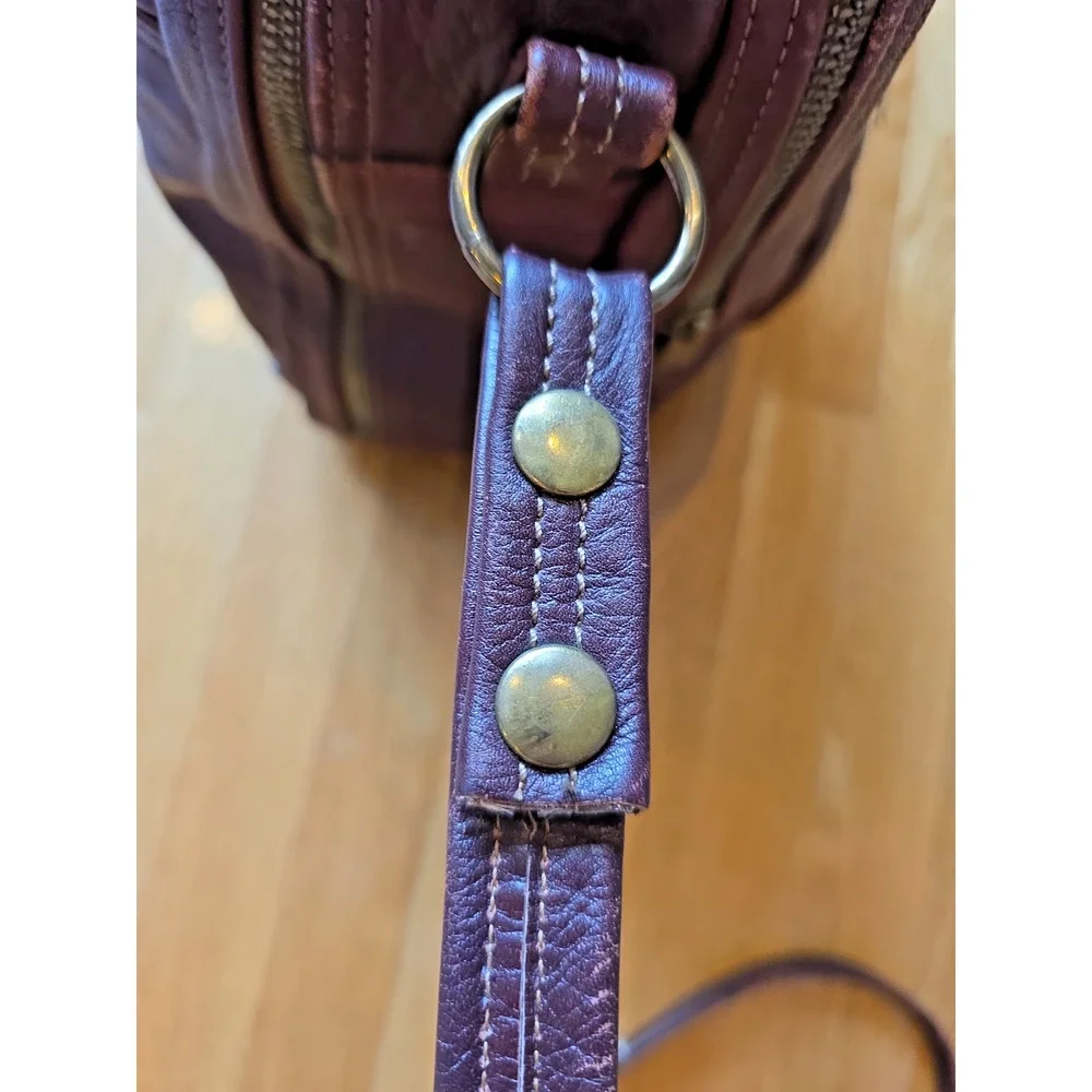 LL Bean Vtg Oxblood Leather Weekender Duffel Bag C&C Zippers Shoulder Strap